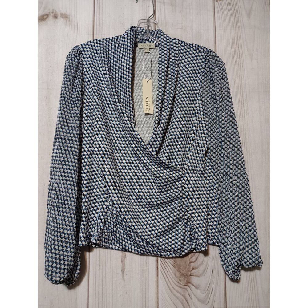 Status Shirt Ladies Small Long Sleeve Mock Wrap